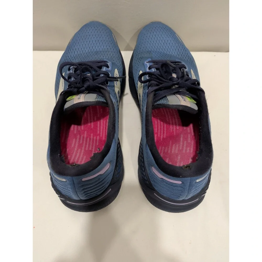 Brooks Adrenaline GTS 22 Womens Size 8.5 Running Shoes Blue/purple/nightlife